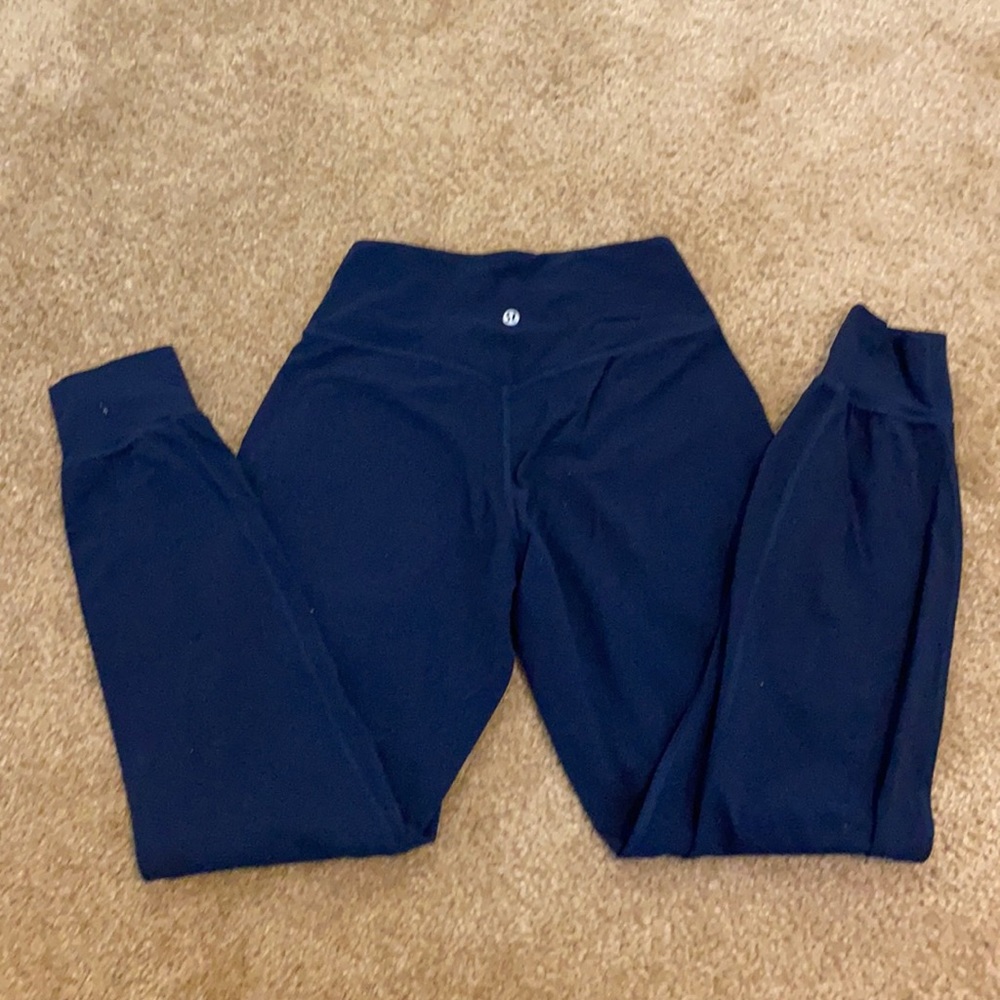 Lululemon Align Joggers 25” size 4